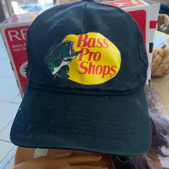 Bass Pro Shops | Accessories | Sold 